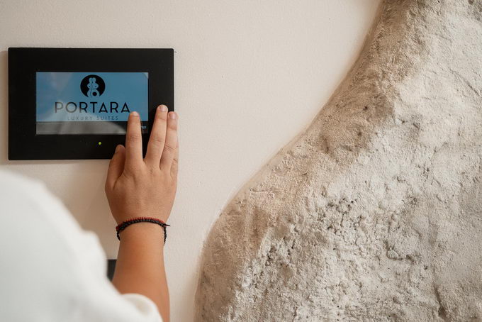 Portara Superior Suites with Sea View & Hot Tub